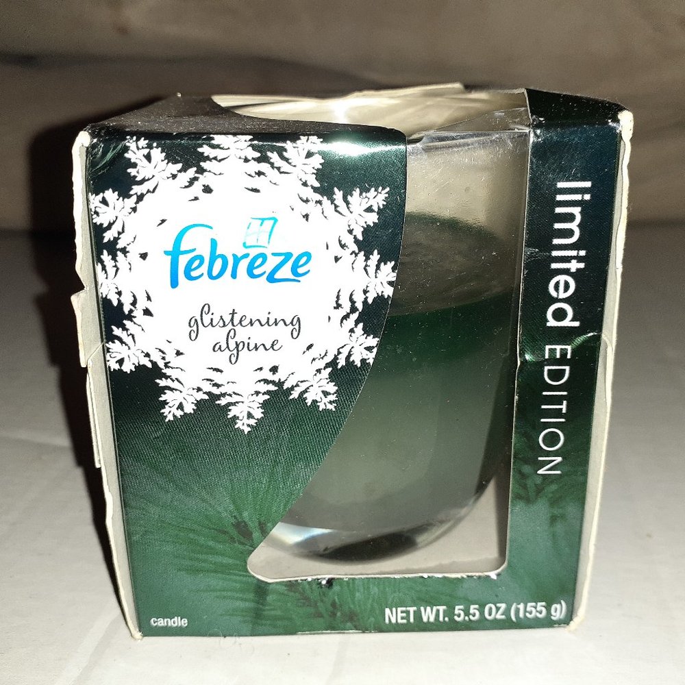 Febreeze Glistening Alpine Scented Candle NIB